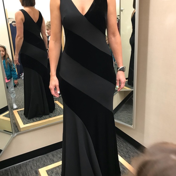 Vince Camuto Velvet & Scuba Crepe Mermaid Gown - Picture 3 of 3